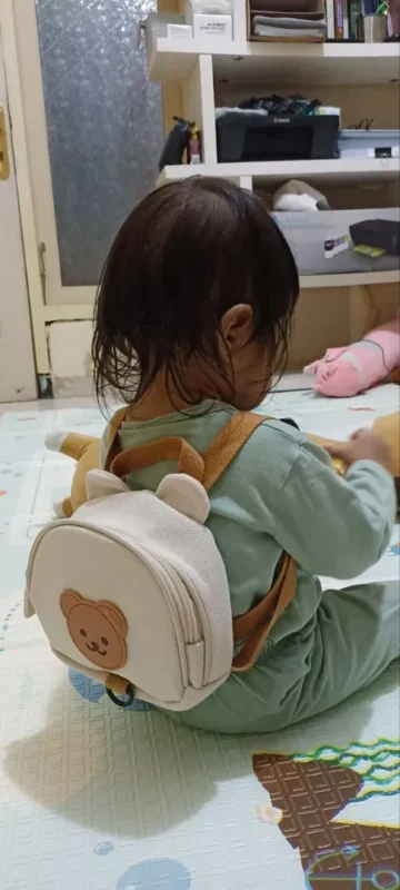 Image #1 from Putri M